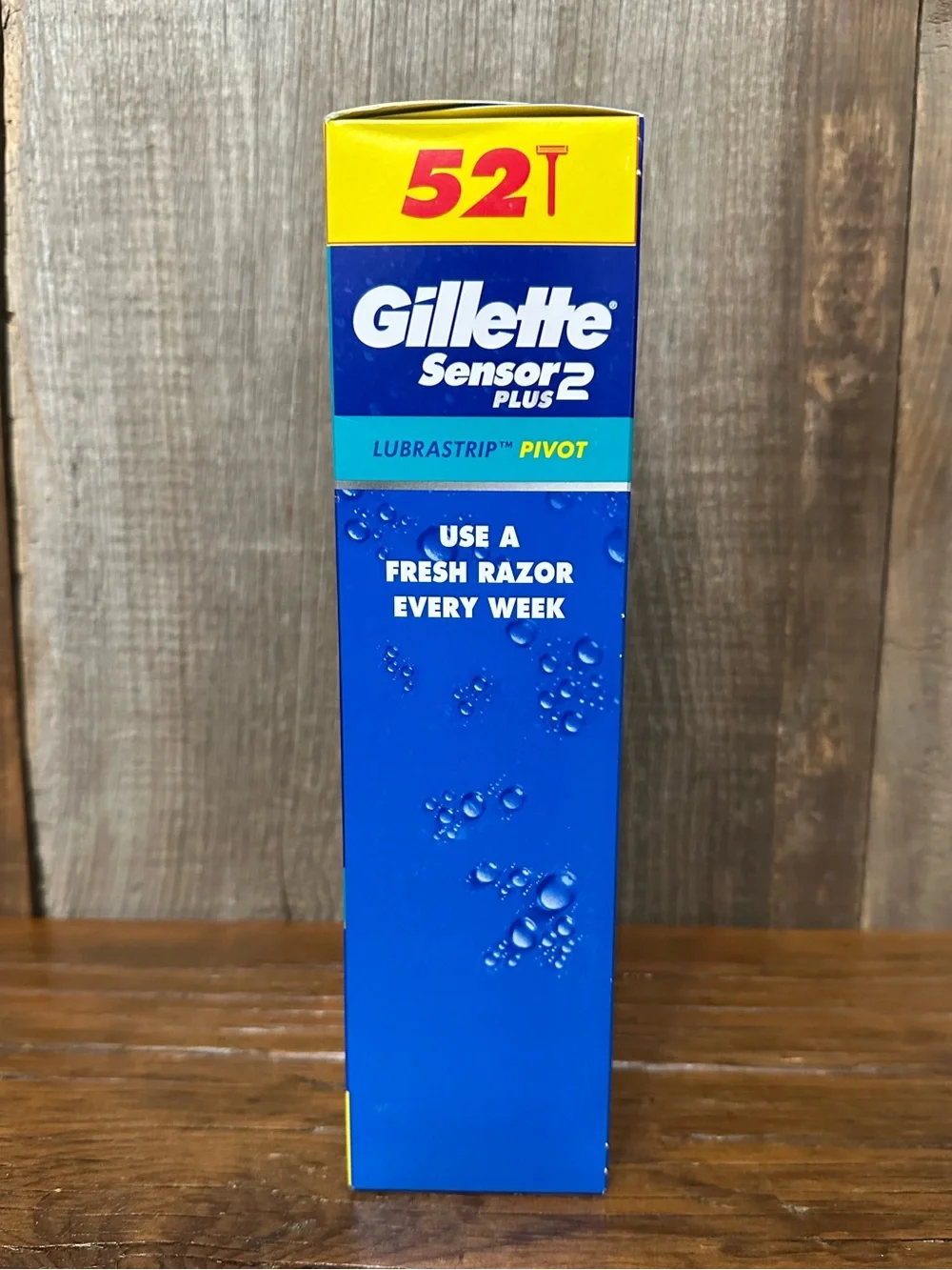 Gillette Sensor2 Plus Pivoting Head + Lubrastrip Men’s Disposable Razors 52 ct